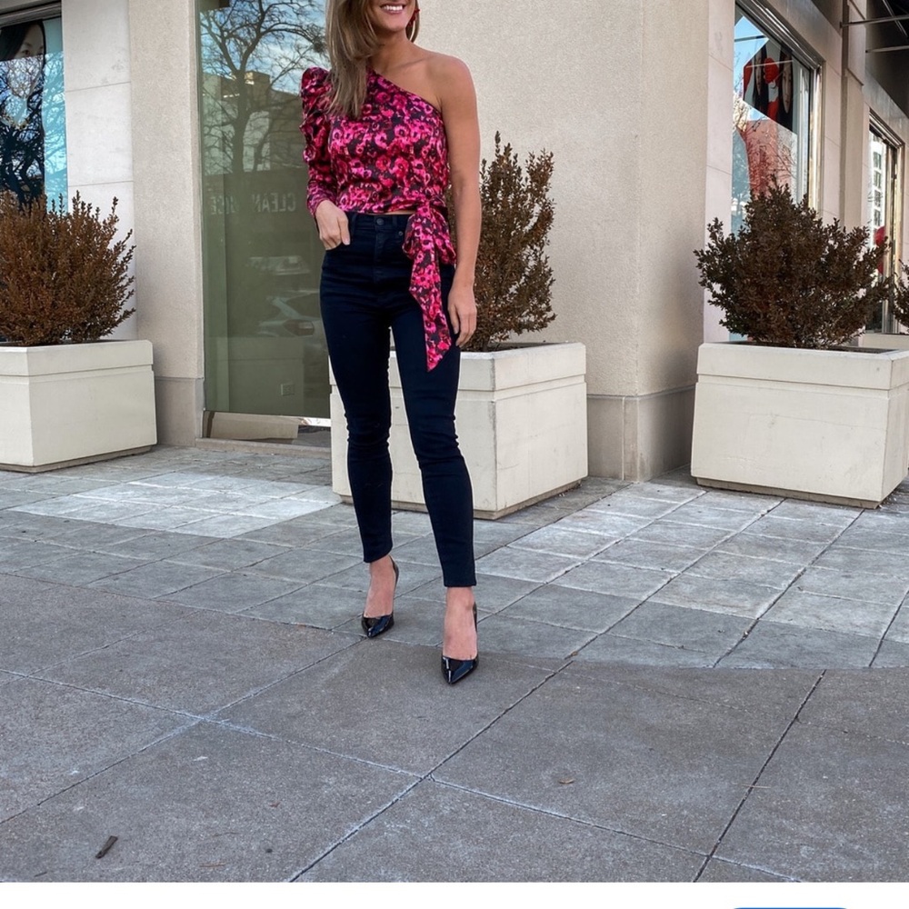 Leith Chic One-Shoulder Pink Top Small S